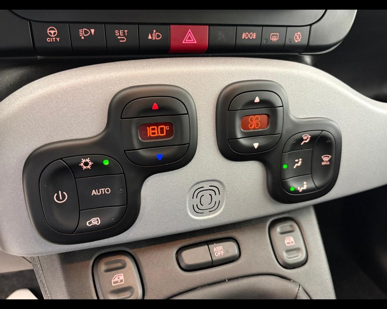FIAT Panda 1.0 firefly hybrid Garmin s&s 70cv 5p.ti