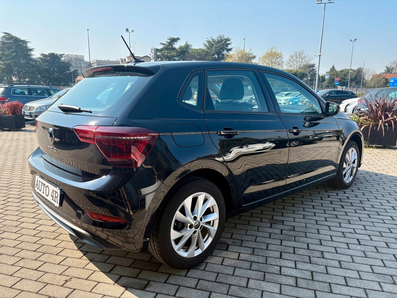 Polo 1.0 TSI Style | FARI MATRIX - ARTVELOURS RETROCAMERA