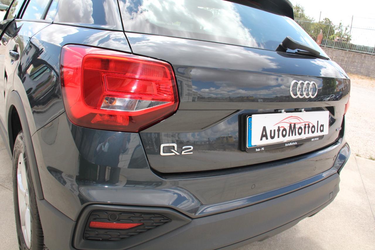 Audi Q2 35 TDI quattro S tronic Business