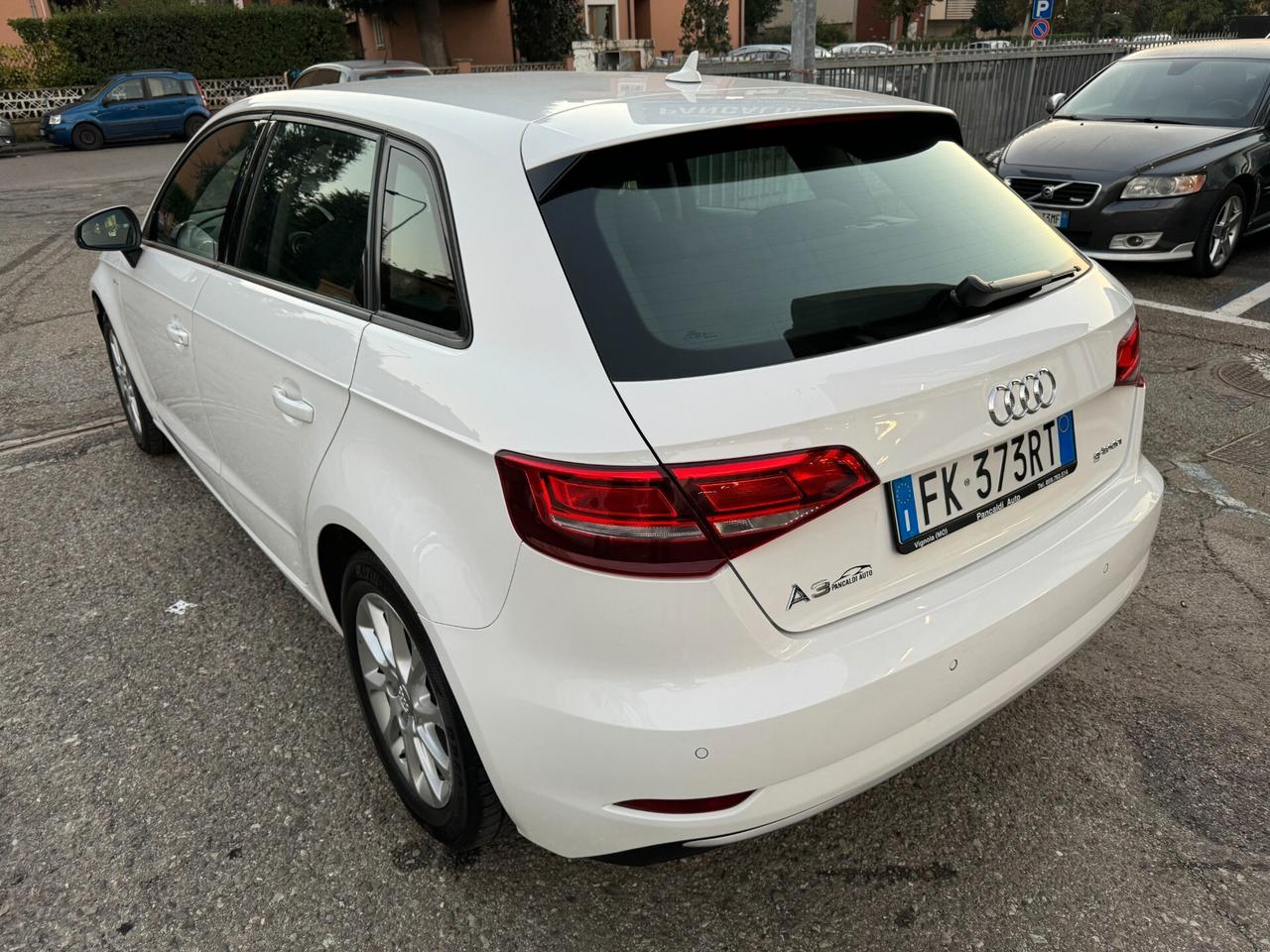 Audi A3 Sportback 1.4 tfsi g-tron Sport 110cv,CLIMA,17,XEN