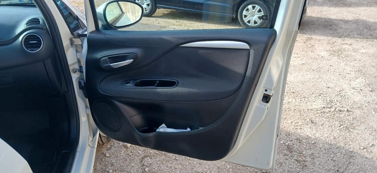 Fiat Punto 1.3 MJT II 75 CV 5P Lounge - 2012