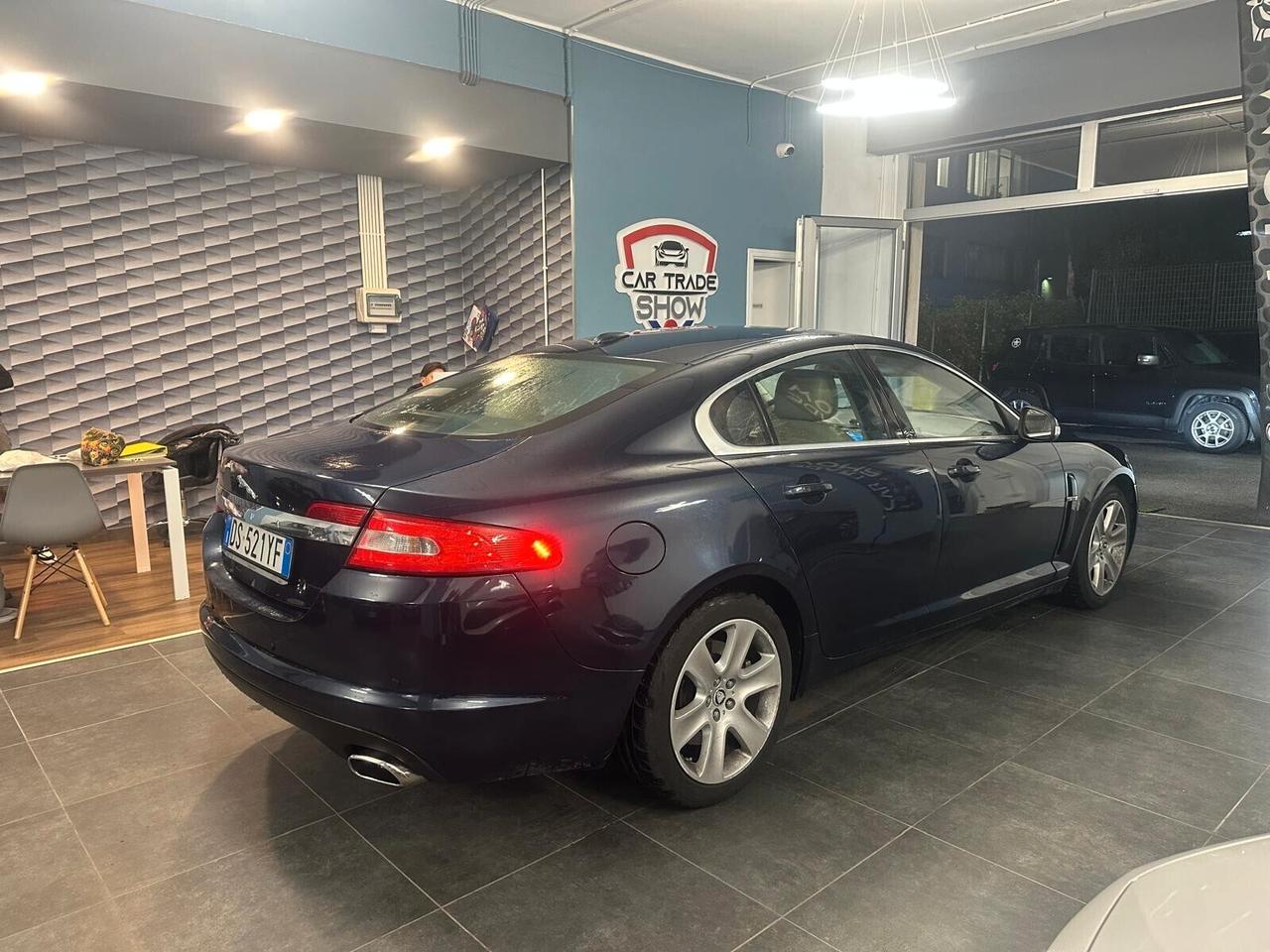 Jaguar XF 2.7D V6 Premium Luxury