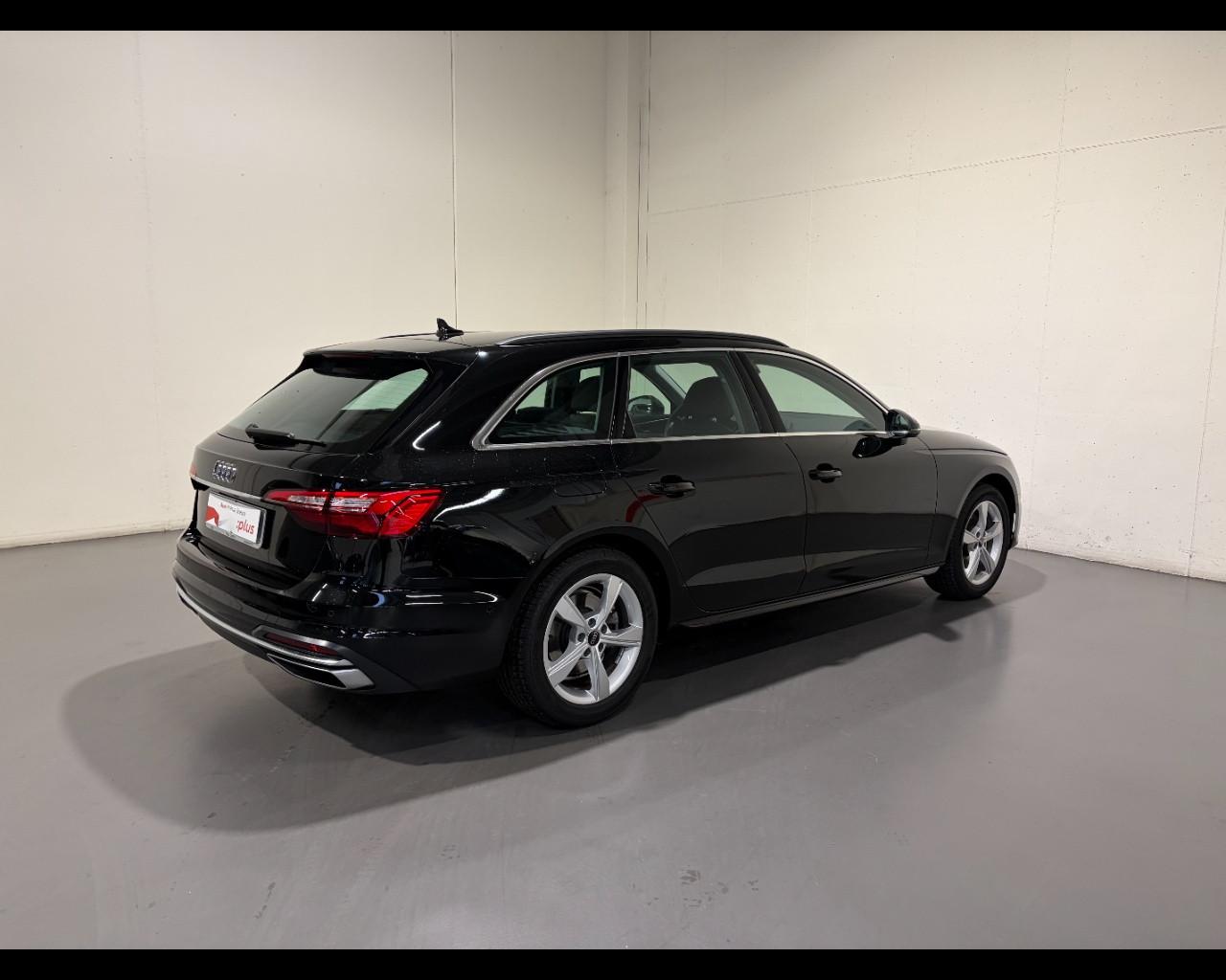 AUDI A4 AVANT 35 TFSI MHEV S-TRONIC BUSINESS ADVANCED