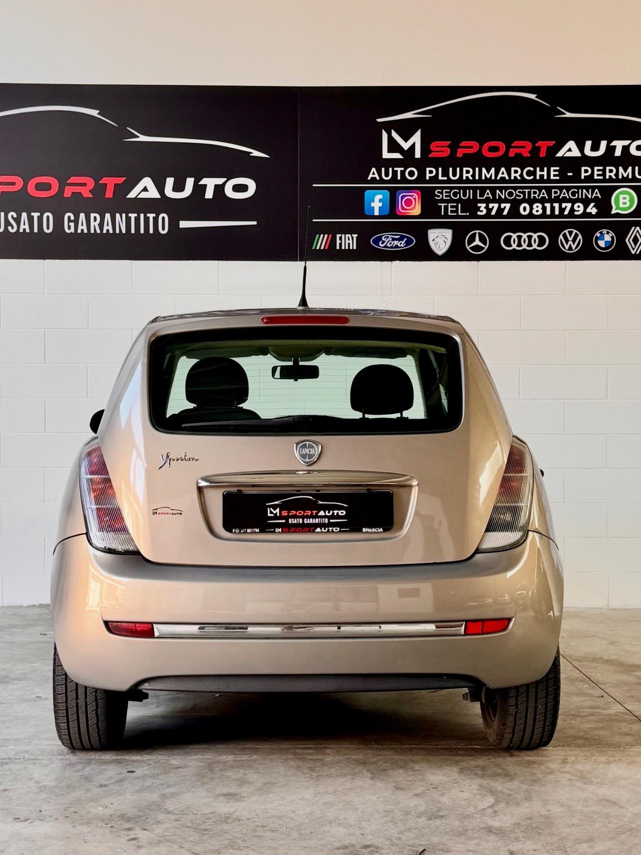 Lancia Ypsilon 1.2 Argento ideale neopatentati