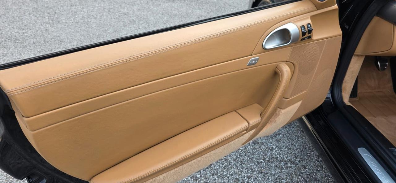 Porsche 911 Carrera Cabriolet