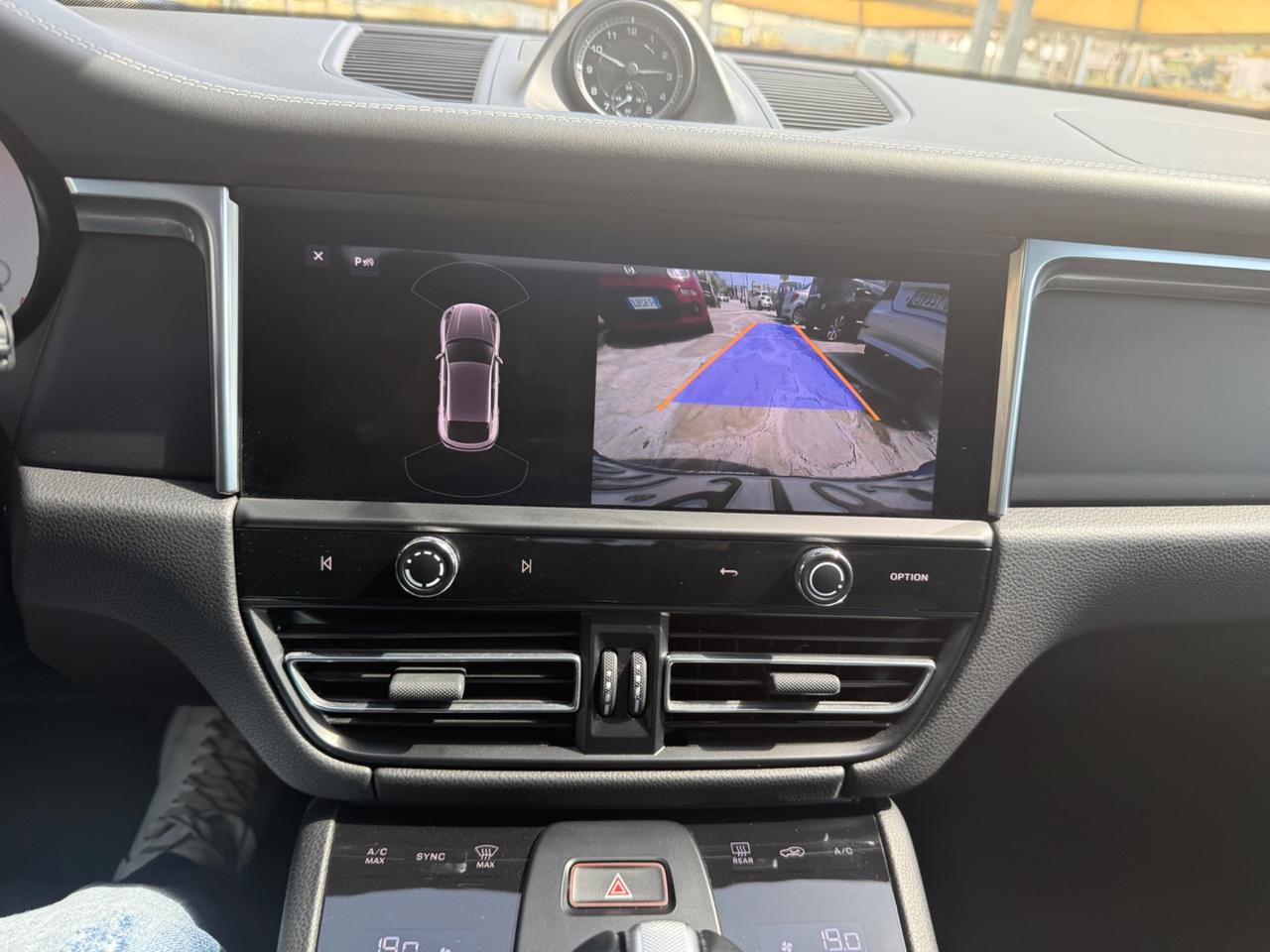 Porsche Macan 2.0 265 cv Led Pelle Tetto Panoramico Apr. Camera 360* 21 Felgen