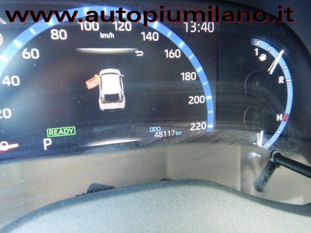 TOYOTA Yaris Cross 1.5 Hybrid 5p. E-CVT AWD-i Business