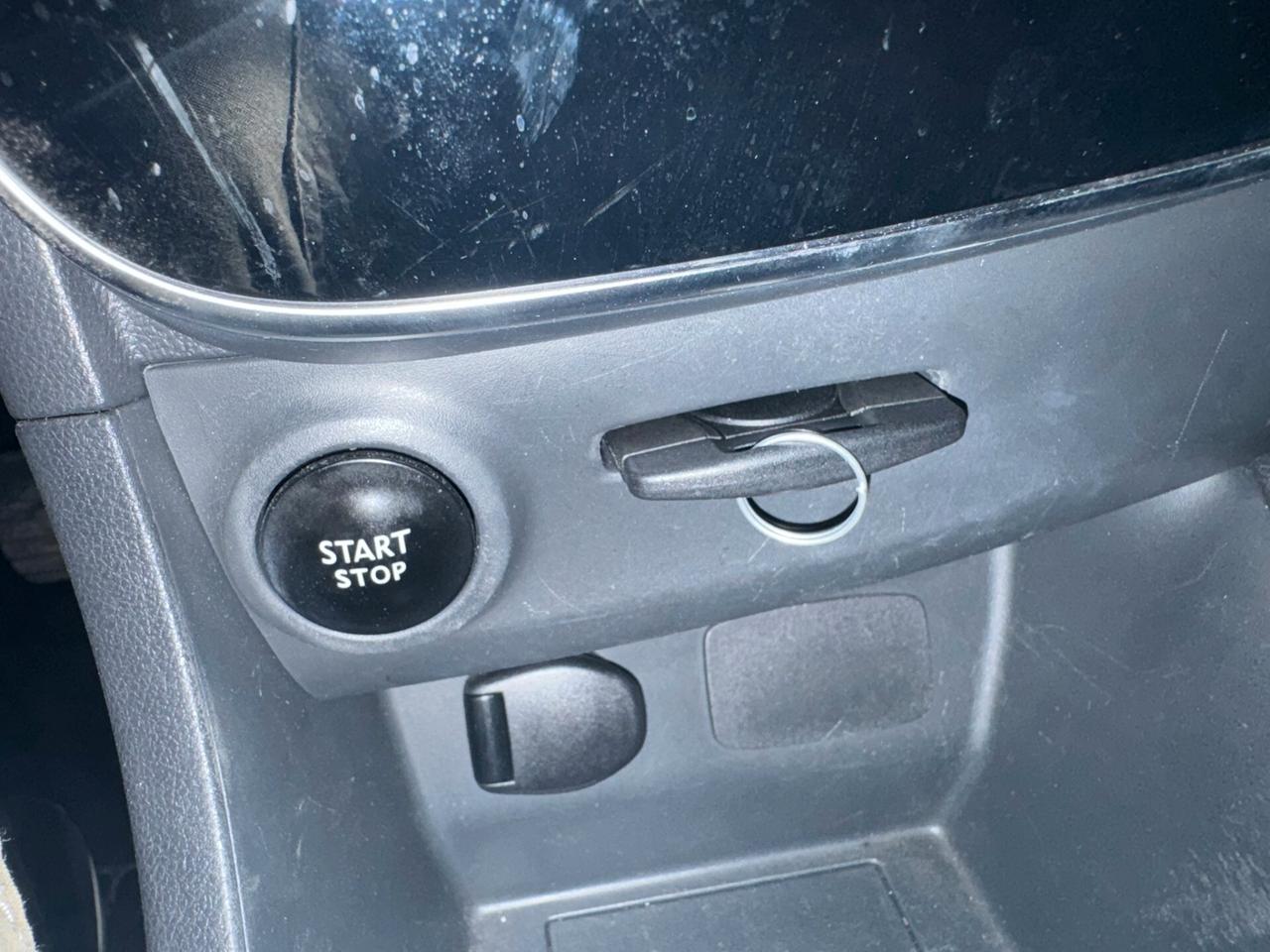Renault Clio TCe 12V 90CV Start&Stop 5 porte Energy Zen