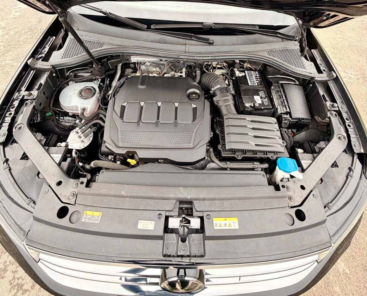 Volkswagen Tiguan 2.0 TDI 150 CV Elegance IVA ESPOSTA