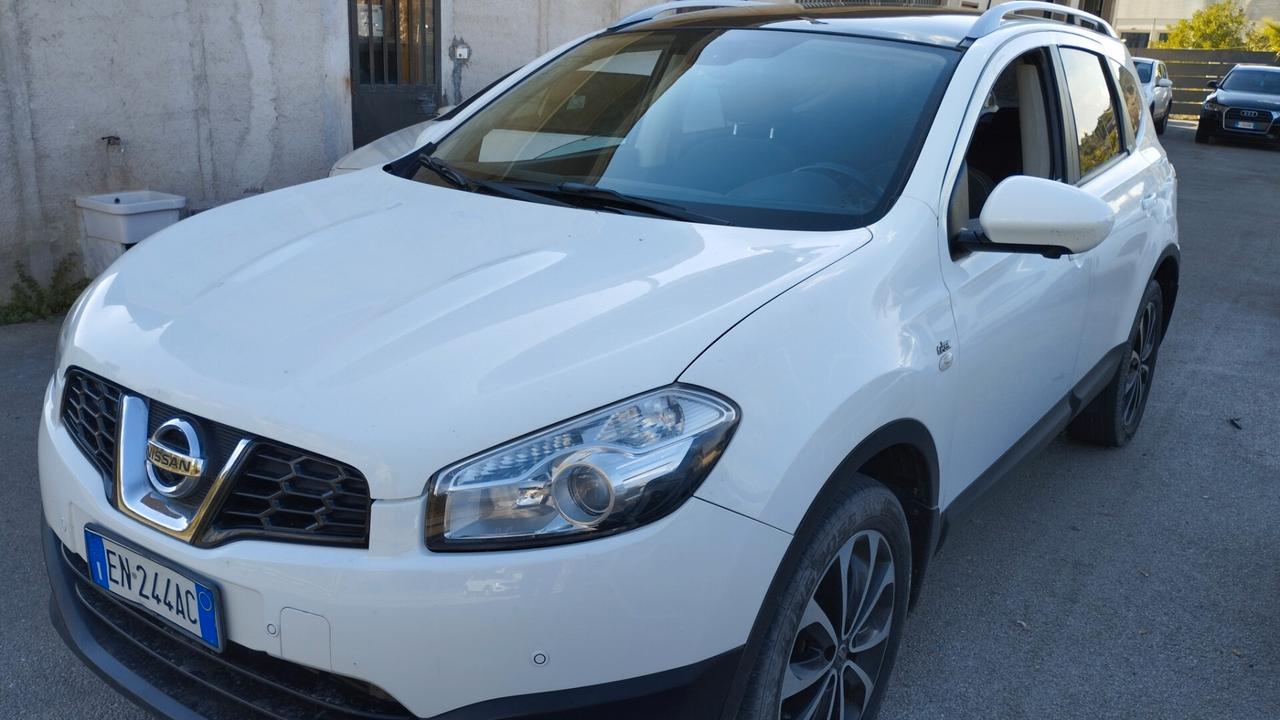 Nissan Qashqai Qashqai+2 2.0 dCi DPF 4WD aut. n-tec