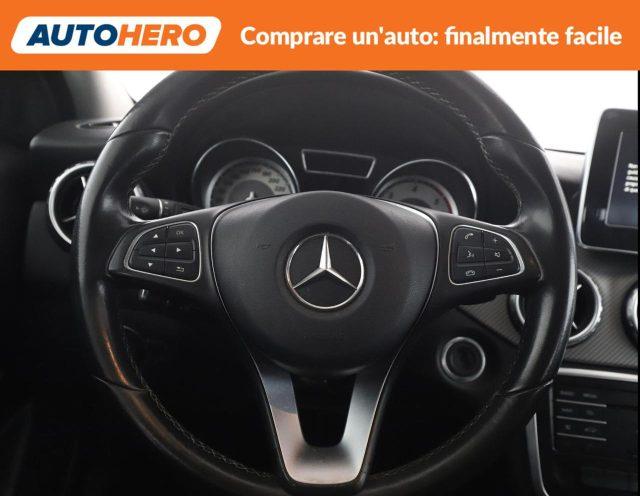 MERCEDES-BENZ GLA 180 d Automatic Business