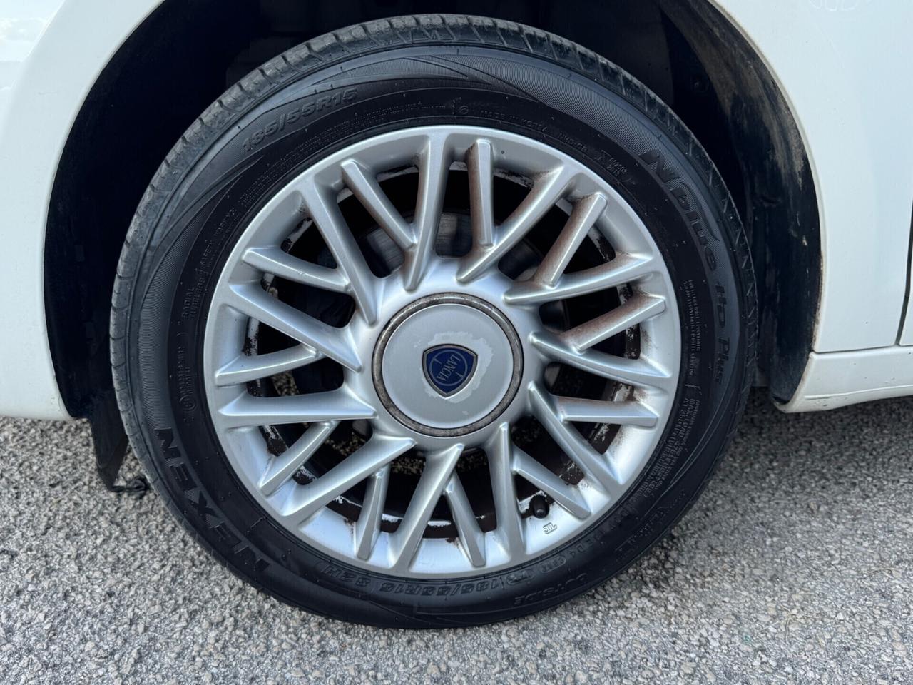 LANCIA Ypsilon 1.2 69 CV 5 porte GPL Ecochic GOLD