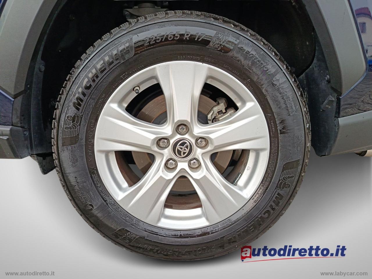 TOYOTA RAV4 2.5 E-CVT AWD-i Business