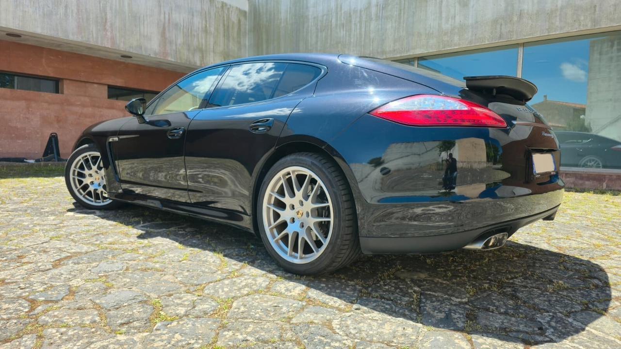 PORSCHE PANAMERA S 3.0 D