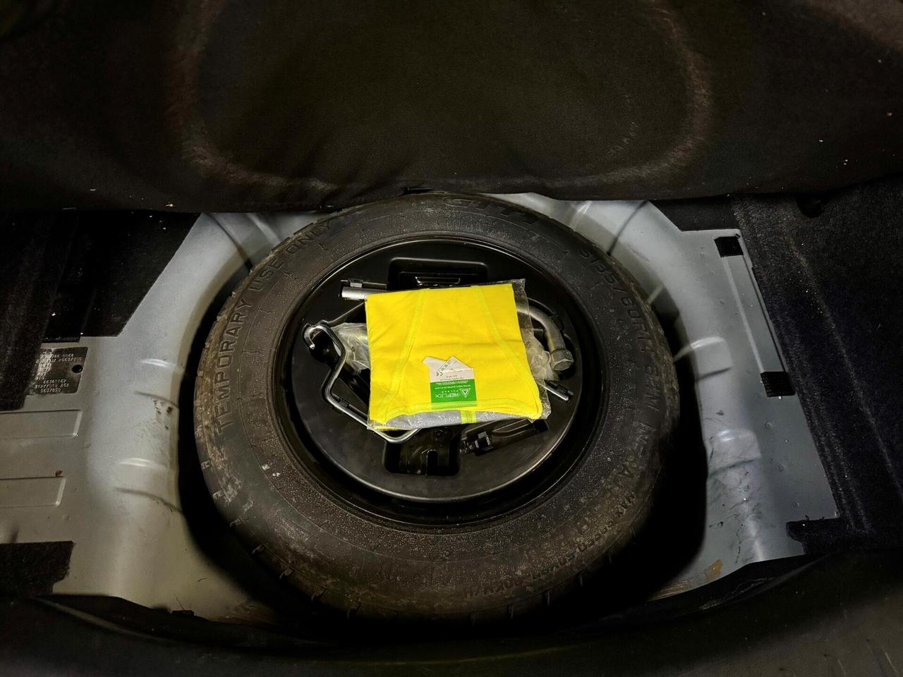 Lancia Ypsilon 1.0 FireFly S&S Hybrid 2023