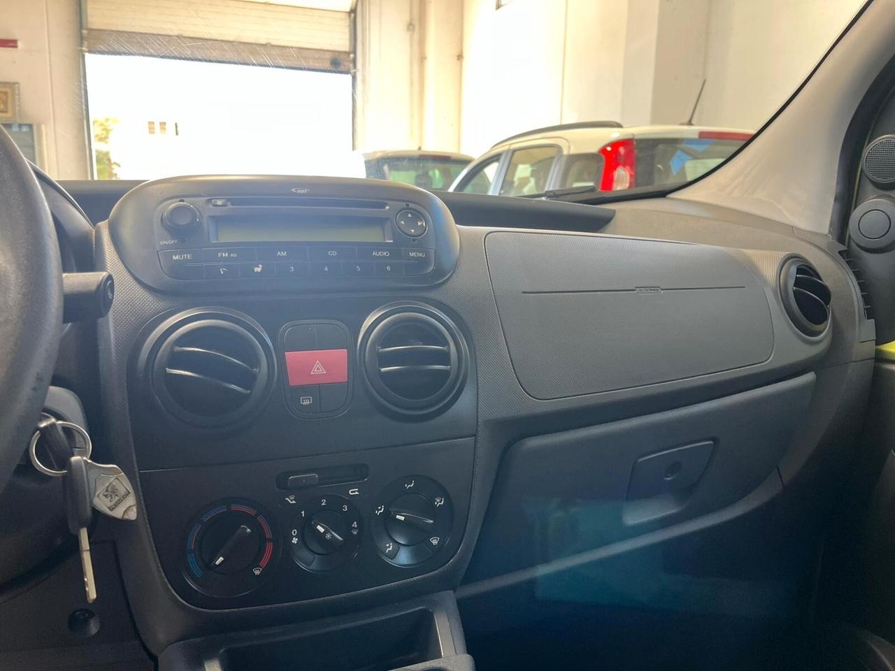 Peugeot Bipper Tepee 1.4 HDi 70CV Outdoor