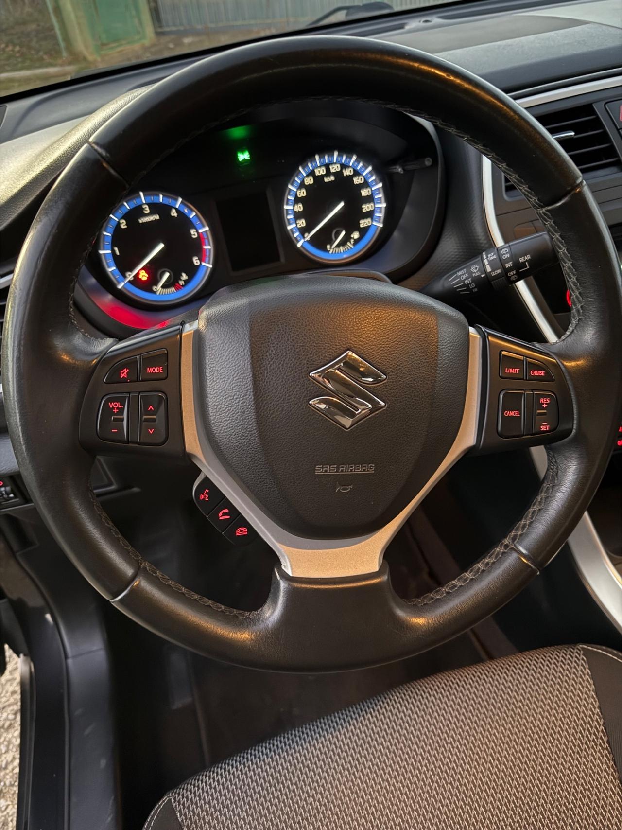 Suzuki S-Cross 1.6 DDiS Top