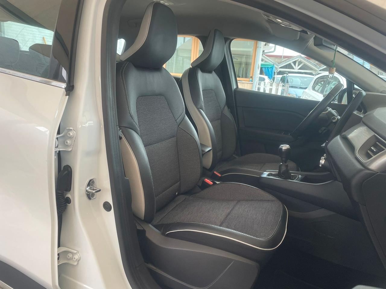 Renault Captur TCe 100 CV GPL Intens