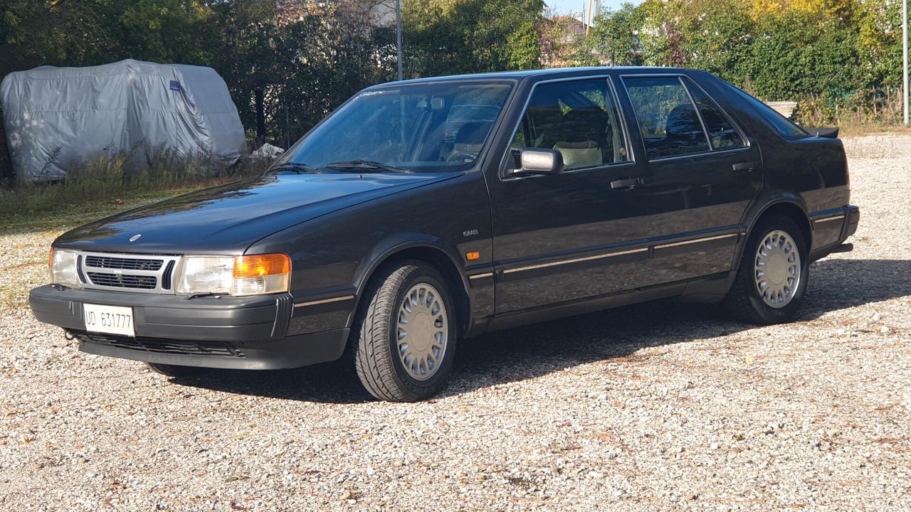 Saab 9000 i 16 5 porte