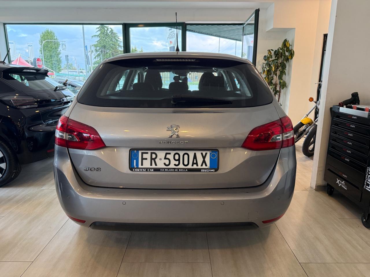 Peugeot 308 BlueHDi 130 S&S SW Business