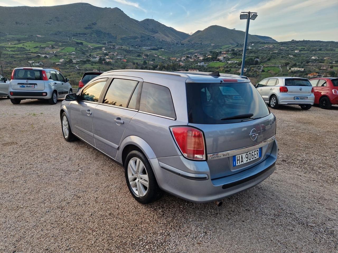 Opel Astra 1.9 16V CDTI 150CV Station Wagon Cosmo