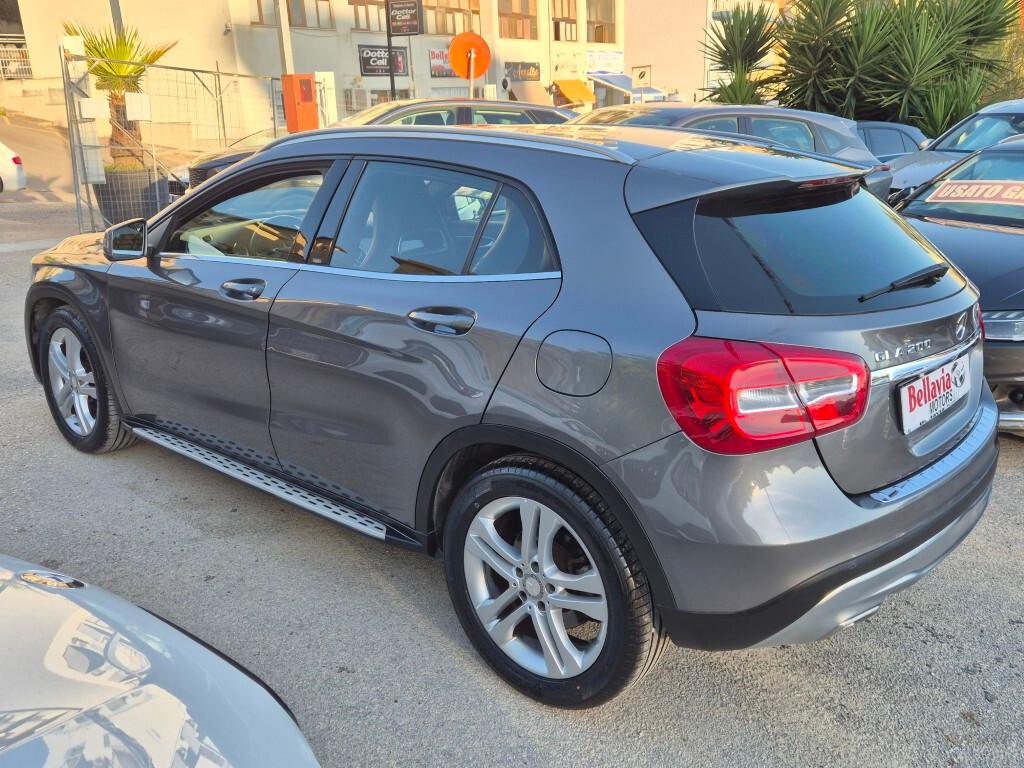 Mercedes GLA 200 d Automatic Business