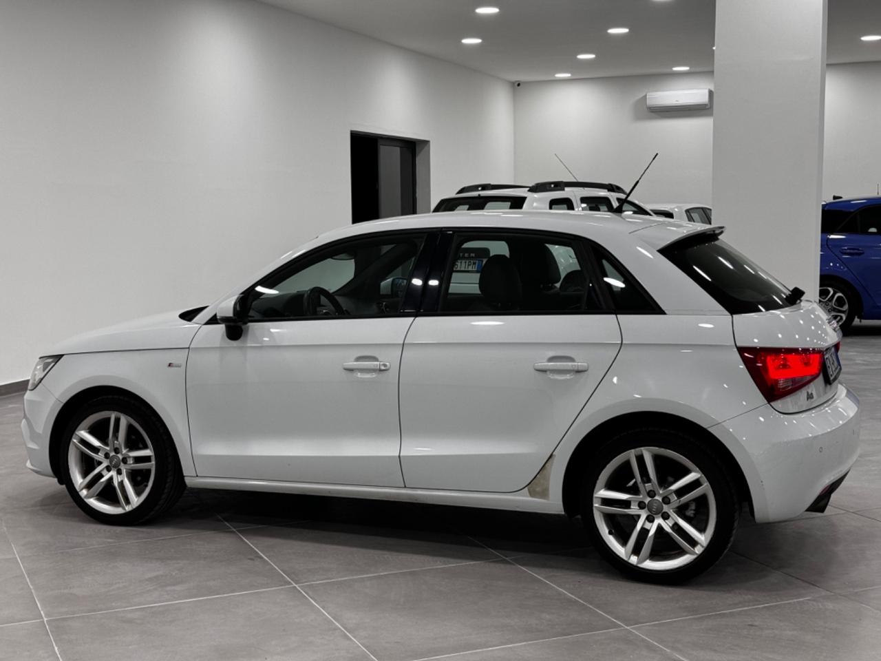 Audi A1 1.6 TDI S line edition plus