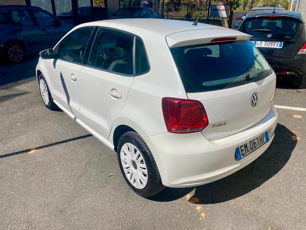 Volkswagen Polo 5p 1.2 tdi COMPLETAMENTE TAGLIANDATA -GARANZIA -NEO PATENTATI