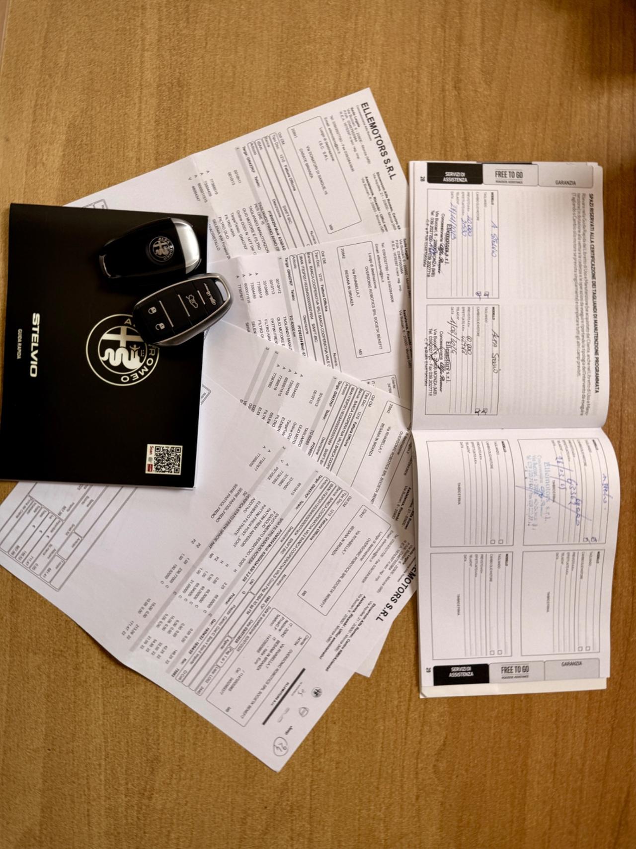 Alfa Romeo Stelvio 2.2 Turbodiesel 210 CV AT8 Q4 Veloce Fatture Tagliandi