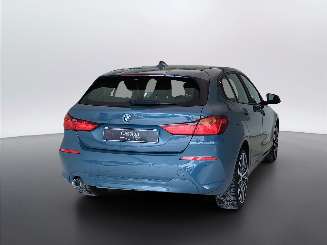 BMW Serie 1 F40 - 116d Business Advantage