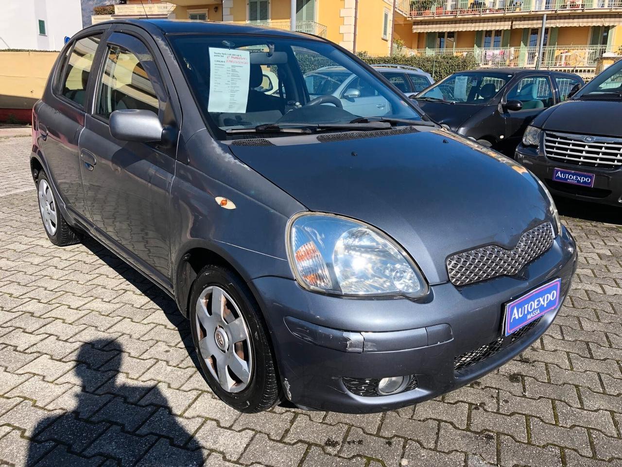 Toyota Yaris 1.0i 16V cat 5 porte Sol UNICO PROPRIETARIO ADATTA X NEOPATENTATI