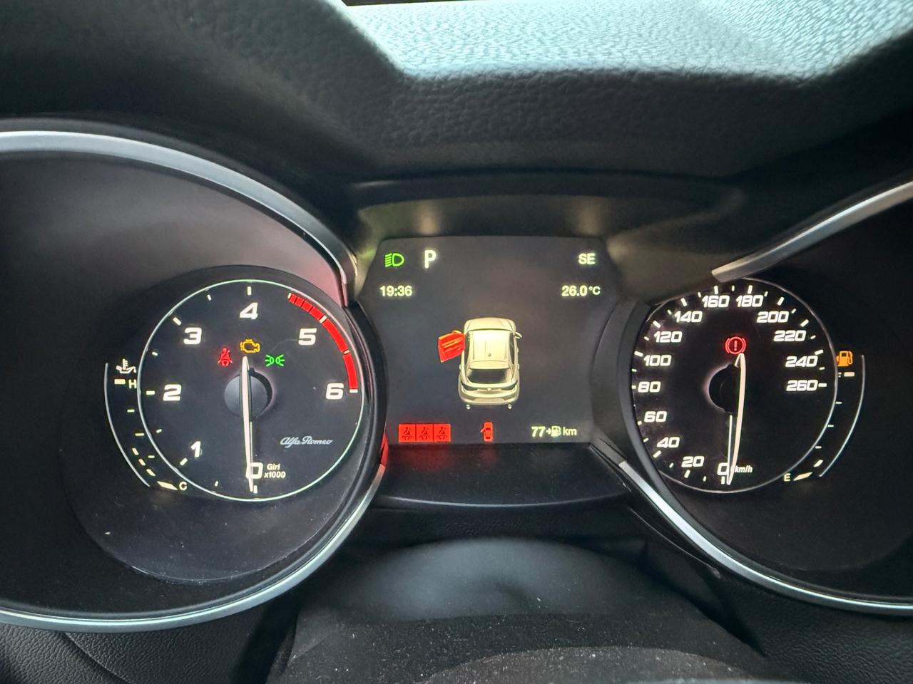 Alfa Romeo Stelvio 2.2 Turbodiesel 180 CV AT8 Q4 Business