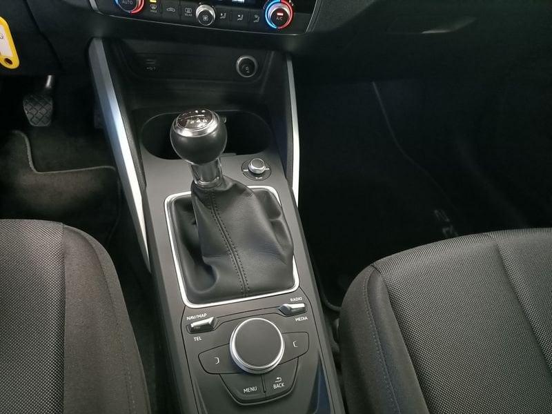 Audi Q2 30 TDI S tronic Business
