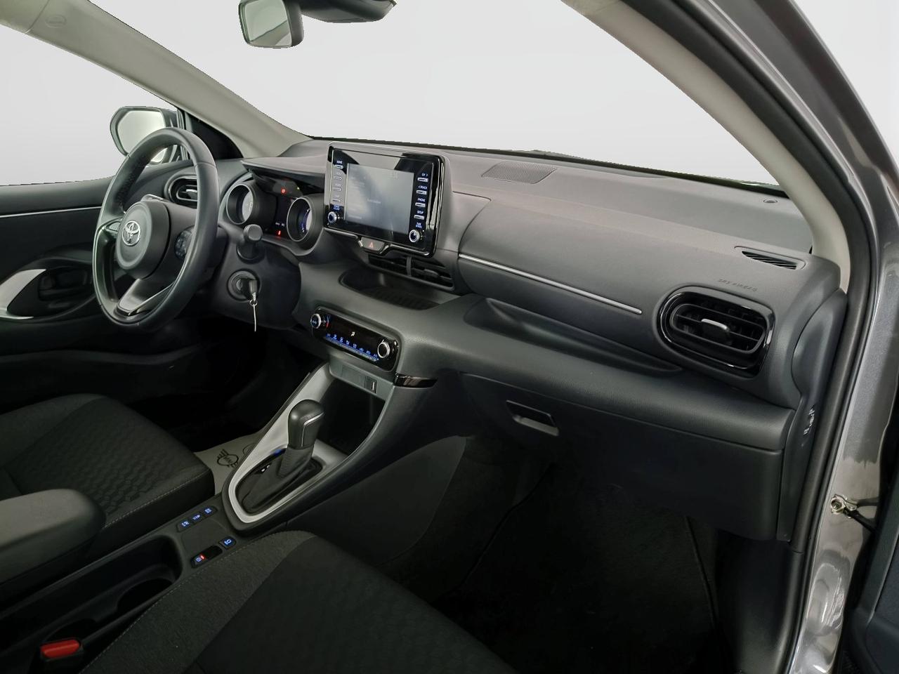 TOYOTA Yaris IV 2020 - Yaris 1.5h Trend