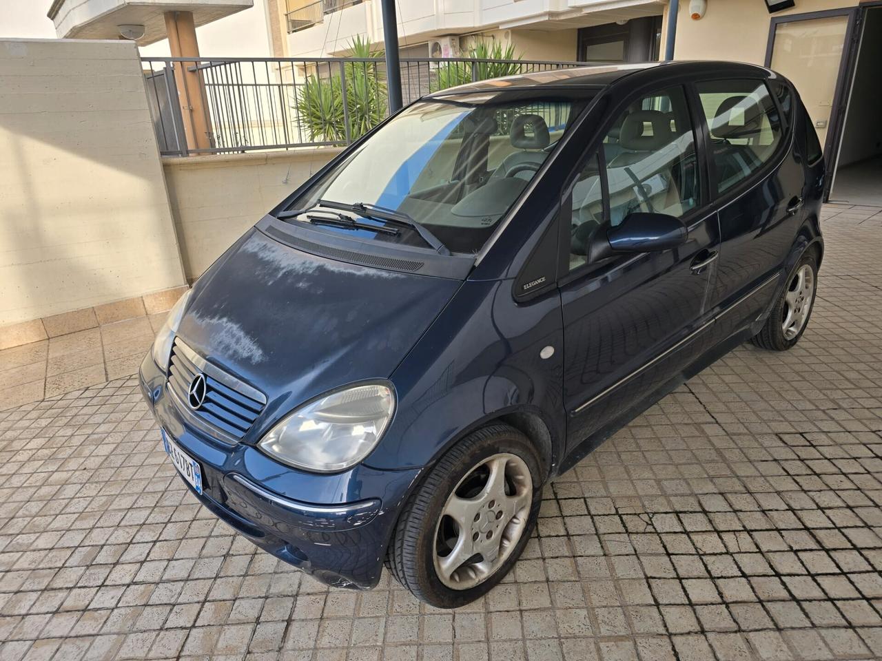 MERCEDES A 160 BENZINA ELEGANCE LUNGA