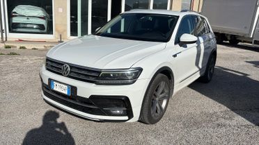 VOLKSWAGEN Tiguan II 2016 - Tiguan 2.0 tdi Advanced R-Line Exterior Pack 150cv dsg