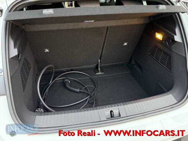 RENAULT Megane E-Tech Electric 220 CV Comfort Range - PROMO