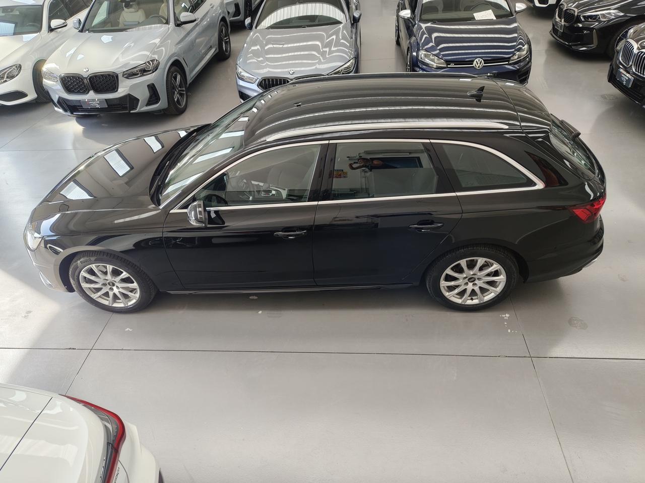 Audi A4 Avant 35 TDI/163 CV S tronic line edition