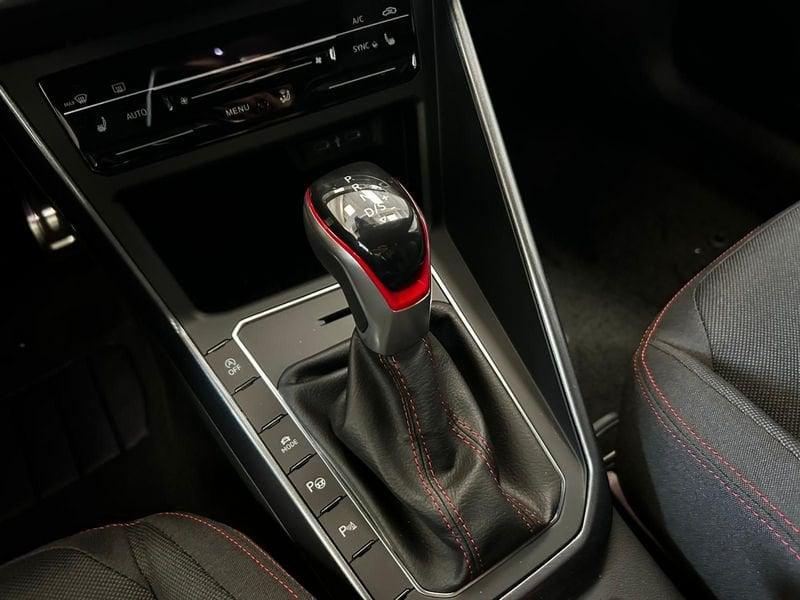 Volkswagen Polo 2.0 TSI DSG GTI