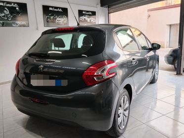 Peugeot 208 1.4 diesel 2015 CON GARANZIA