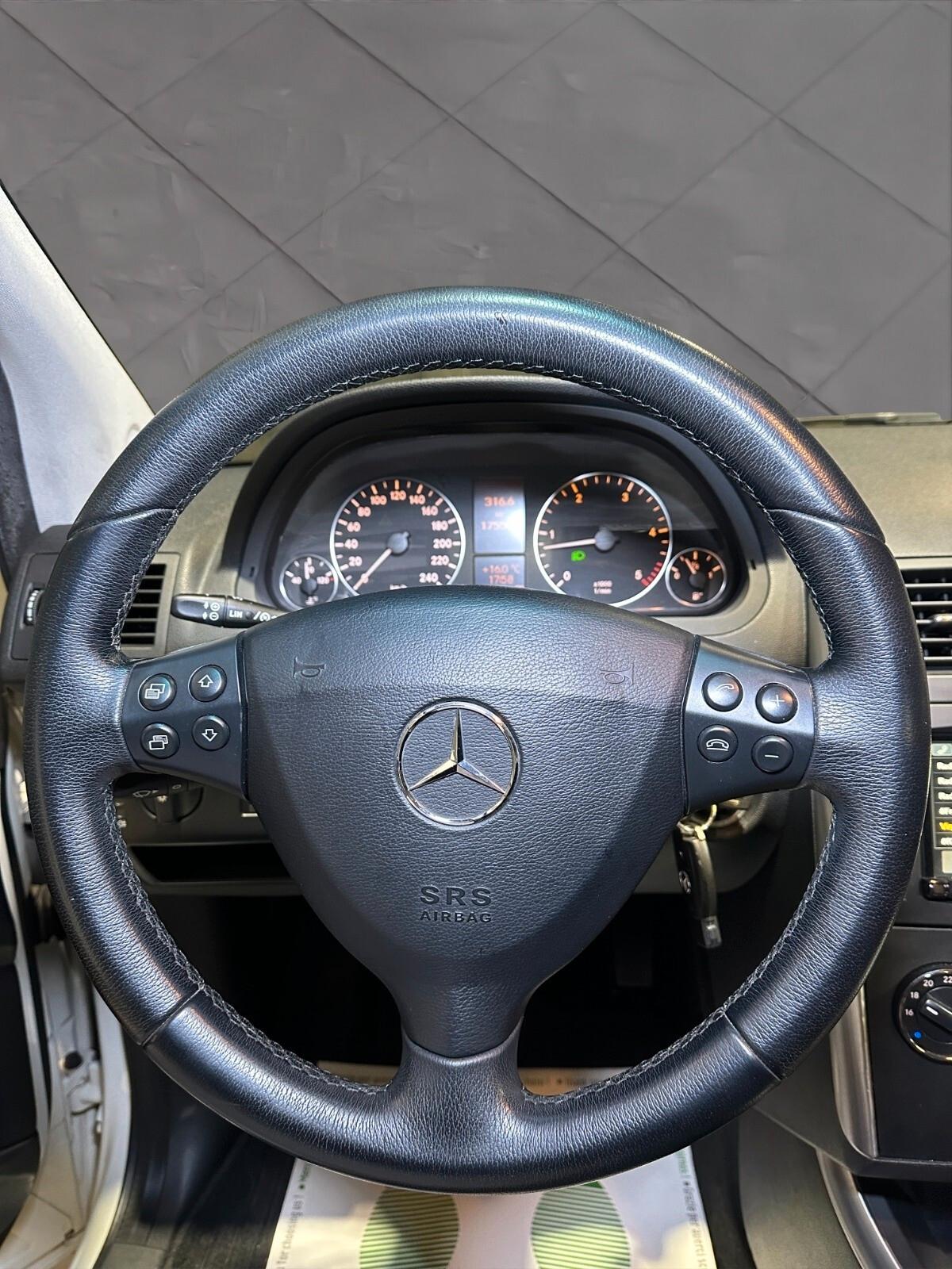 Mercedes-benz A 180 CDI Premium