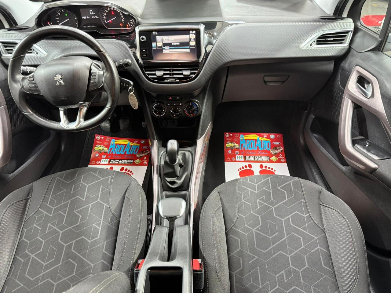 Peugeot 2008 1.2 82cv PureTech Allure - 2016