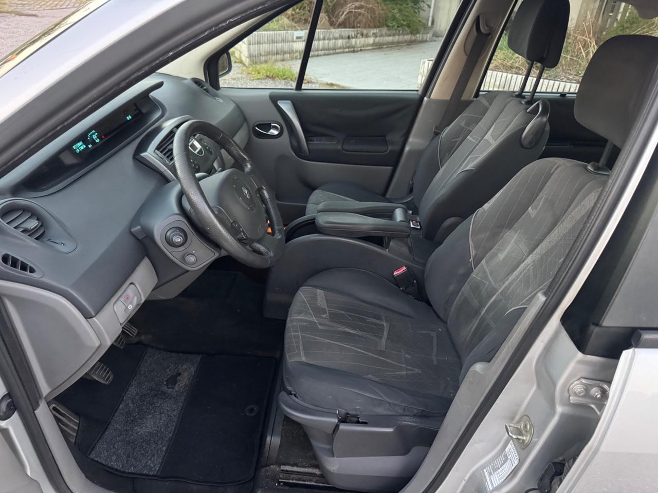 Renault Scenic 1.9 dCi 131cv