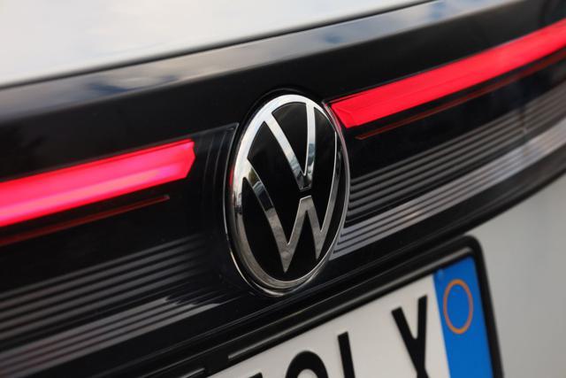 VOLKSWAGEN Taigo 1.0 TSI 110 CV DSG R-Line