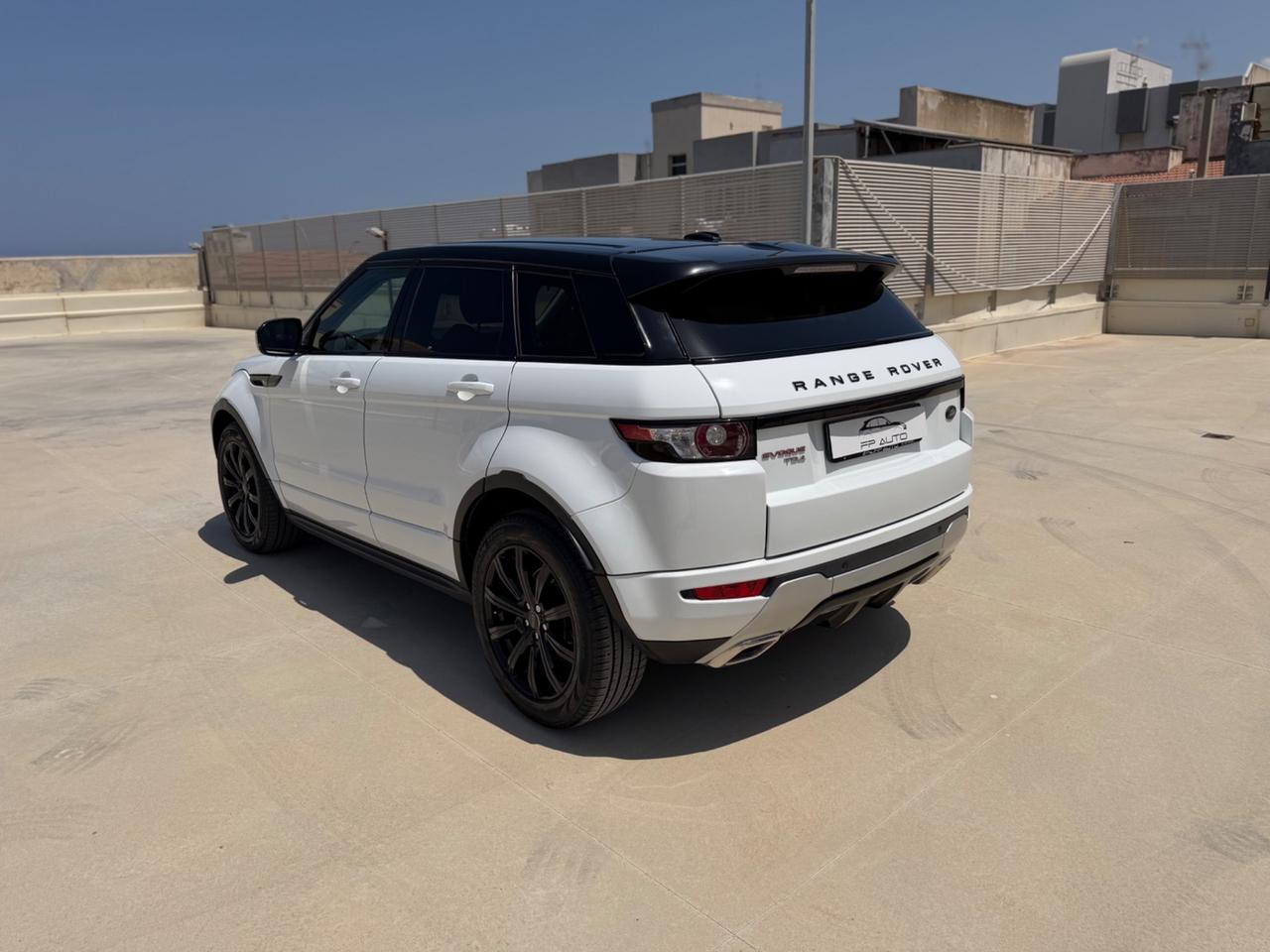 Land Rover Range Evoque 2.2 TD4 5p. Dynamic
