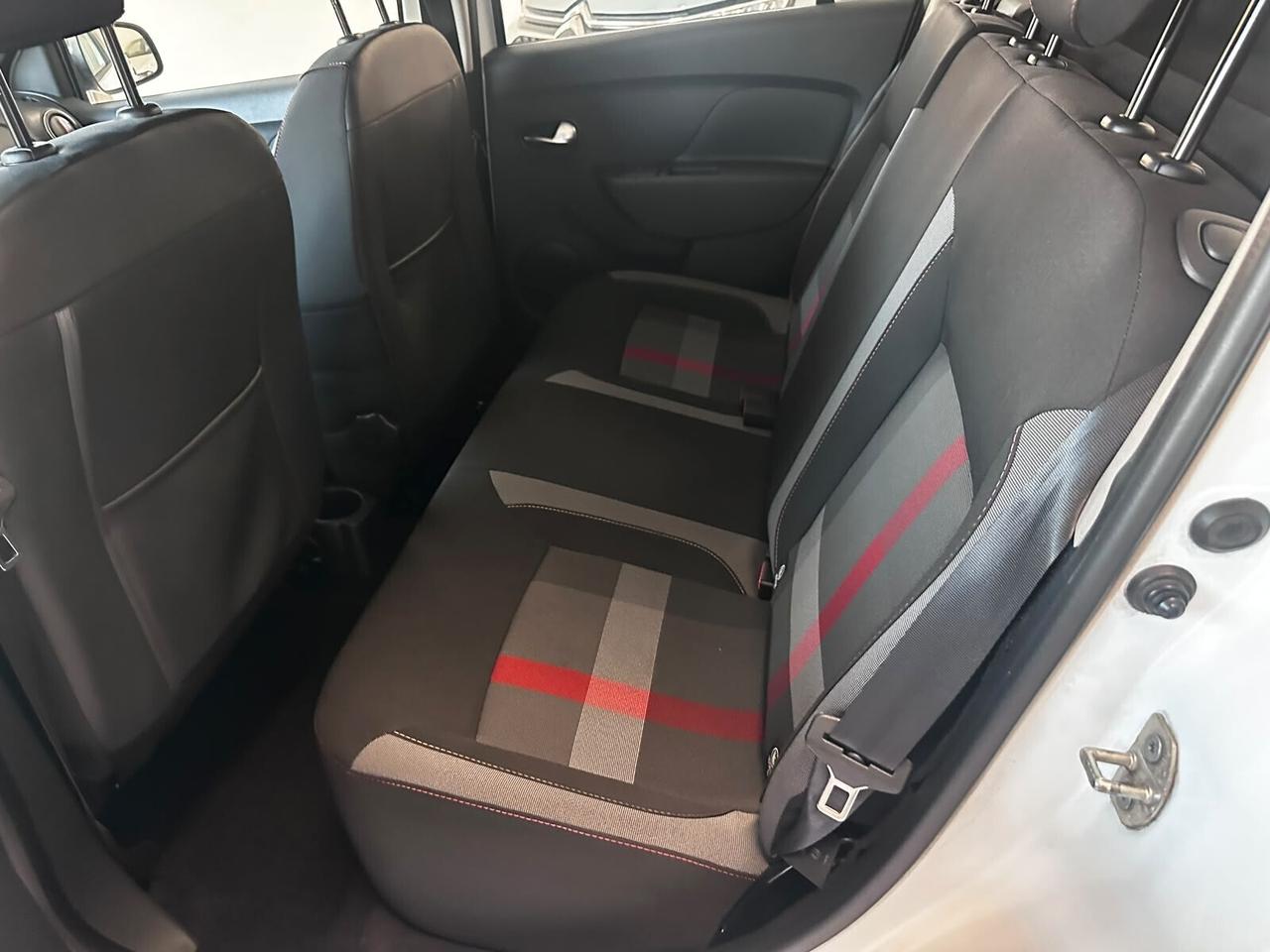 Dacia Sandero Stepway 0.9 TCe Turbo GPL 90 CV S&S Techroad