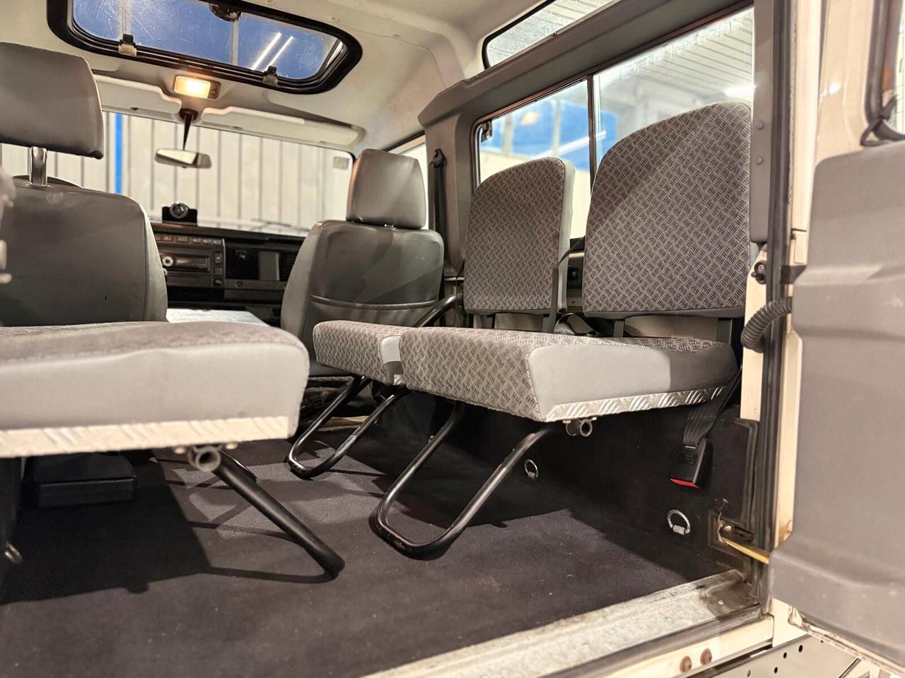 Land Rover Defender 90 2.5 Td5 Station Wagon S