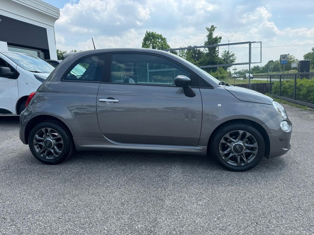 Fiat 500 1.0 Hybrid Lounge SPORT NEOPATENTATI