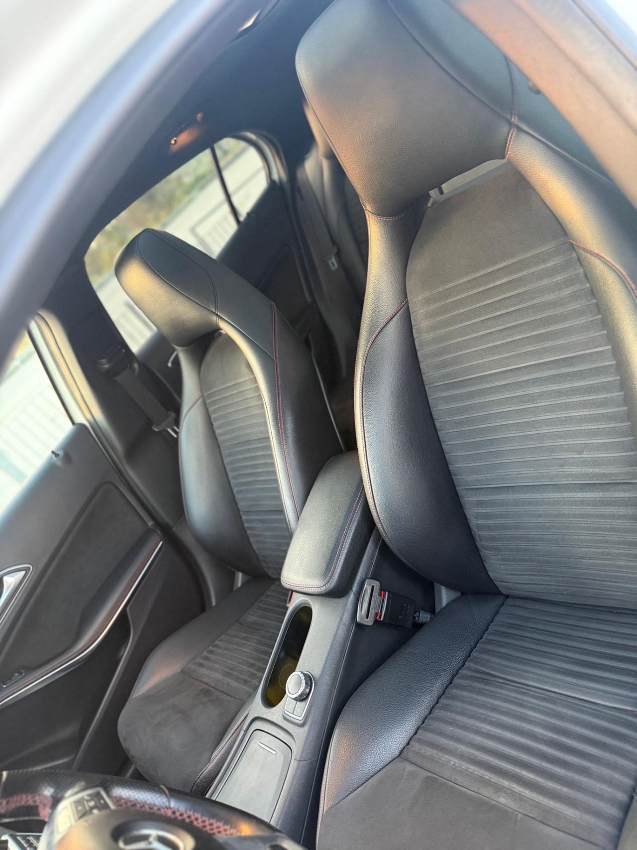 Mercedes-benz GLA 220 200 CDI Automatic Premium