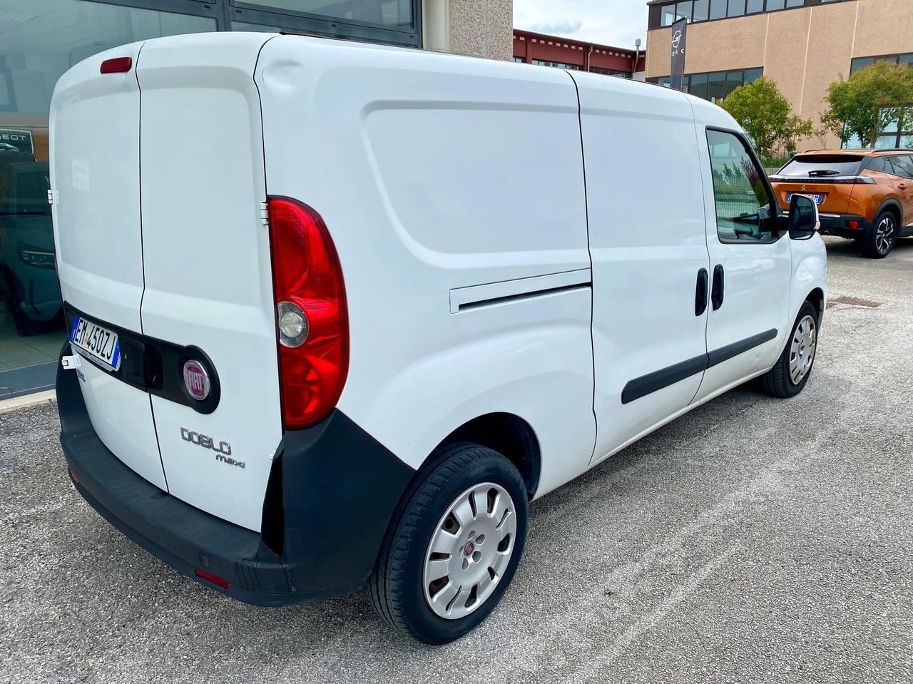 Fiat Doblo Doblò 1.4 Natural Power PL-TN Cargo Maxi Lamierato - 2012